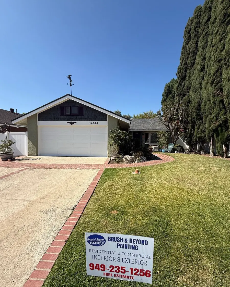 Single storey ranch exterior with fresh trim
